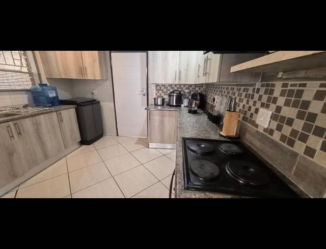 3 BEDROOM APARTMENT FOR SALE IN FLORIDA